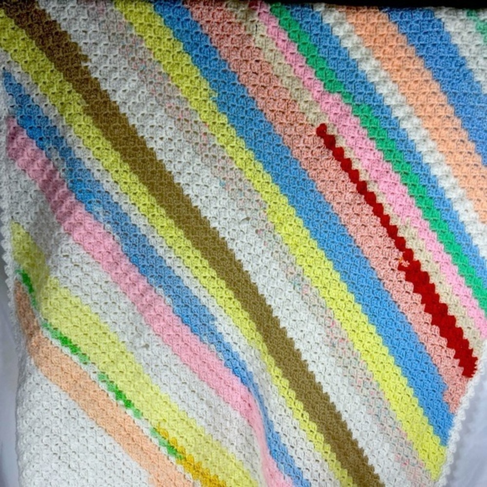 Vtg‎ Crocheted Afghan Striped Blanket Throw Multicolor Pastels White  30x39